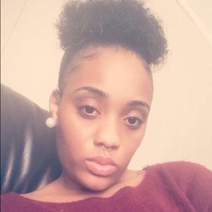 Meet your Posher, Amber